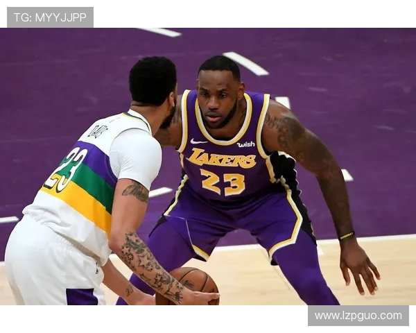 卡雷拉斯表现不佳全场最低评分11次失误仅有3次防守贡献